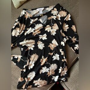 Liz Claiborne silky style blouse